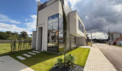 Sobrado Alto Padrão em Costeira, São José dos Pinhais/PR