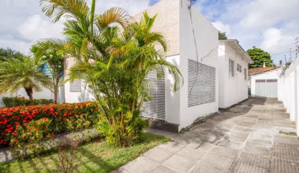 Casa Ilha do Leite | 230m²| Clínicas, Consultórios ou Escritórios | Prox Hospital UNIMED