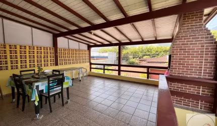 Casa para Venda em São Sebastião, Canto do Mar, 5 dormitórios, 2 suítes, 3 banheiros, 2 vagas
