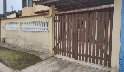 Casa para Venda em Caraguatatuba, Praia das Palmeiras, 3 dormitórios, 1 suíte, 2 banheiros, 4 vagas