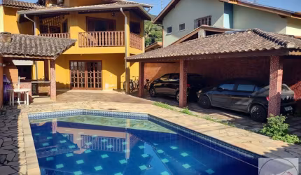 Casa para Venda em São Sebastião, São Francisco da Praia, 5 dormitórios, 1 suíte, 4 banheiros, 3 vagas