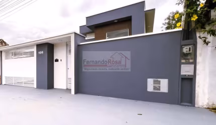 Casa para Venda em Caraguatatuba, Massaguaçu, 2 dormitórios, 1 suíte, 2 banheiros, 2 vagas