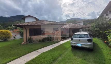Casa para Venda em São Sebastião, Portal da Olaria, 3 dormitórios, 1 banheiro, 4 vagas