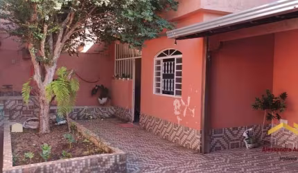 Casa Padrão para Venda em Conjunto Cristina (São Benedito) Santa Luzia-MG