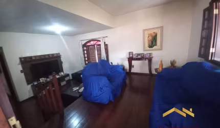 Casa Padrão  com Lote 295m2