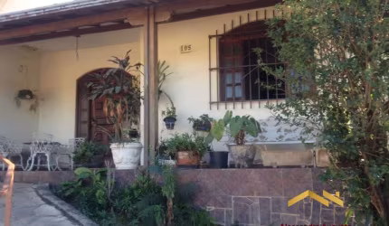 Casa Padrão   Tupi  BH - MG