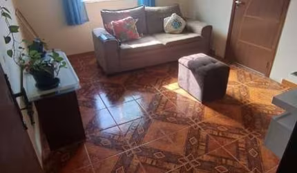 CASA INVIDUAL BAIRRO FRIMISA  - LOTE COMERCIAL