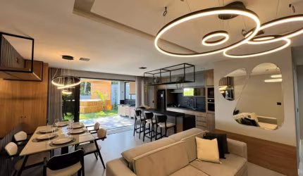 Casa de Alto Padrão com 3 Suítes, Varanda Gourmet e Automação Completa