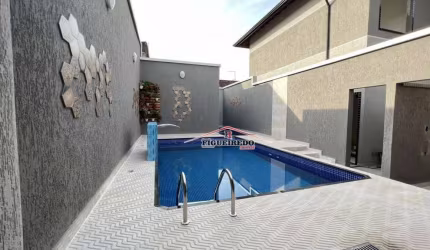 Casa à venda, 54 m² por R$ 325.000,00 - Maracanã - Praia Grande/SP
