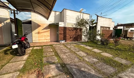 Tarumã - Nascentes do Tarumã casa de 100m² com 3 Quartos e 2 Vagas