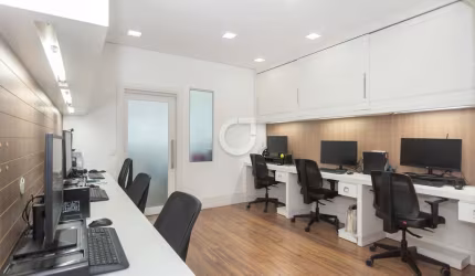 Sala comercial à venda na Avenida João Gualberto, 1721, Juvevê, Curitiba, 64 m2 por R$ 580.000