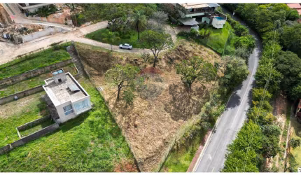 Lote com ótima topografia no Veredas Reserva