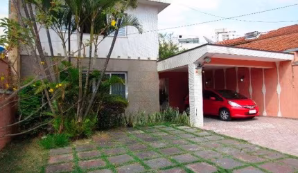 Sobrado no Tatuapé à Venda - 320m² - 2 Casas - 5 Dormitórios, 1 suíte e 8 vagas - Cód 3612