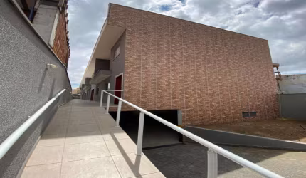 Sobrado na Vila Formosa em Condomínio à Venda - 130m² - 3 Quartos,1 suíte e 2 vagas - Cód 2172