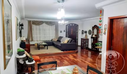 Sobrado na Chácara Santo Antonio á Venda - 160m² - 3 Dormitórios,1 suíte e 2 vagas - Cód 5084