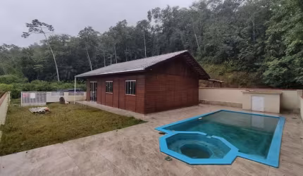 Casa com 3 quartos à venda no Jaraguá 84, Jaraguá do Sul , 67 m2 por R$ 535.000