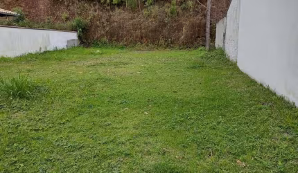 Terreno à venda no Amizade, Jaraguá do Sul  por R$ 430.000