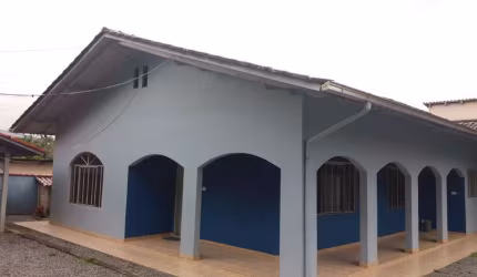 Casa com 4 quartos à venda no Centro, Jaraguá do Sul  por R$ 1.300.000