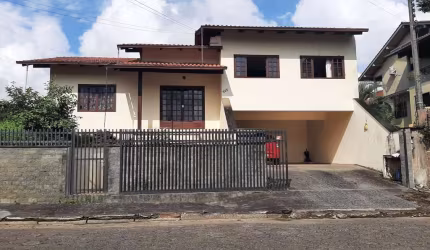 Casa a venda na Vila Lenzi