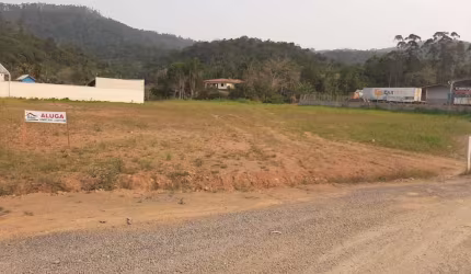 Terreno comercial para alugar no Nereu Ramos, Jaraguá do Sul  por R$ 2.500