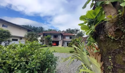 Casa com 3 quartos à venda no Czerniewicz, Jaraguá do Sul  por R$ 900.000