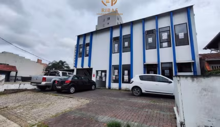 Sala comercial com 8 salas para alugar no Centro, Jaraguá do Sul , 392 m2 por R$ 8.500