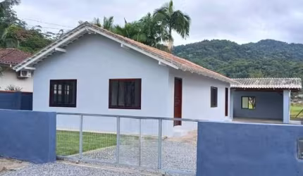 Casa a venda em Santa Luzia