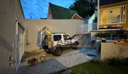 Casa com 2 quartos à venda na dos Crisântemos, --, Daniela, Florianópolis por R$ 1.700.000