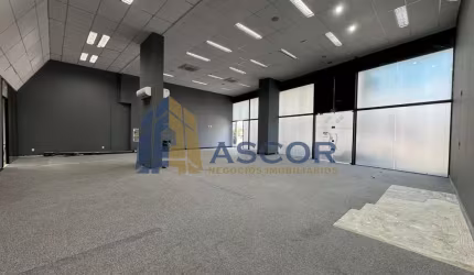 Ponto comercial para alugar na Rua Dr. Heitor Blum, --, Estreito, Florianópolis por R$ 9.800