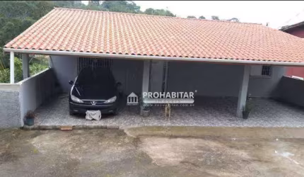 Vendo Excelente Chácara no Cipó região do Embú-Guaçu com 4 dormitórios 3 banheiros, cozinha grande, sala espaçosa, tem uma varanda com churrasqueira