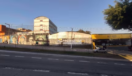 Prédio para alugar na Cidade Dutra