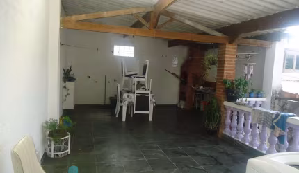 Sobrado à venda no Jardim Maria Rita