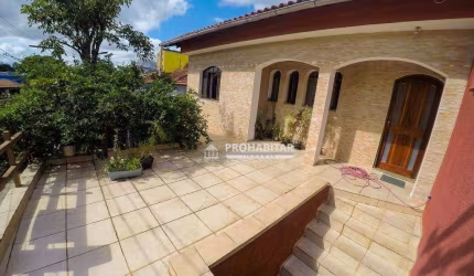 Casa à venda no Jardim Ana Lúcia
