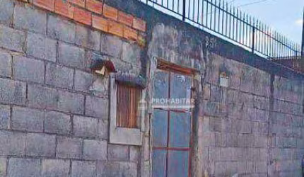 Casa à venda no Jardim Roschel em Parelheiros