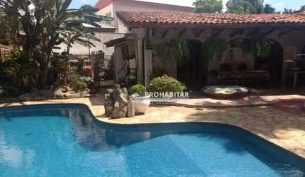 Casa à venda em Interlagos
