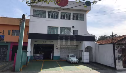Prédio à venda, 750 m² na Cidade Dutra