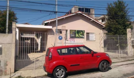 Vendo ótima casa para renda com 3 casas no mesmo terreno, terreno de 300m² com 81 de construção,