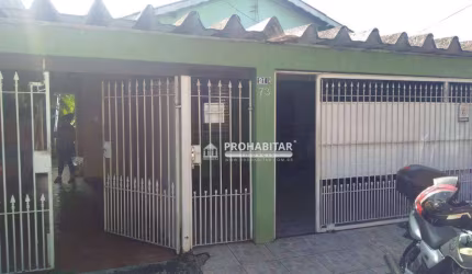 Vendo ótima casa térrea com excelente localização no centro da Vila São José região da Cidade Dutra, com 2 quartos, sala, cozinha, armário banheiro.