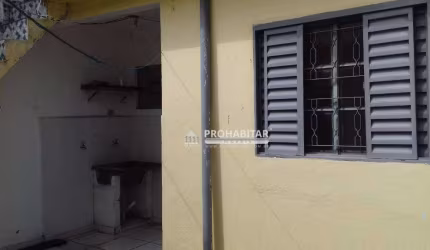 Vendo ótima casa na região do Jardim Cliper com 2 quartos, sala, cozinha, banheiro, 1 vaga de garagem, quintal, edícula com banheiro e lavanderia.