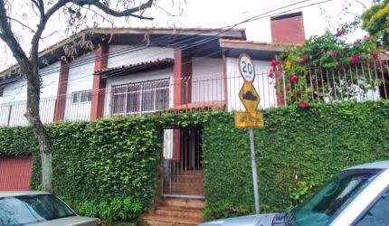 Sobrado para alugar em Veleiros