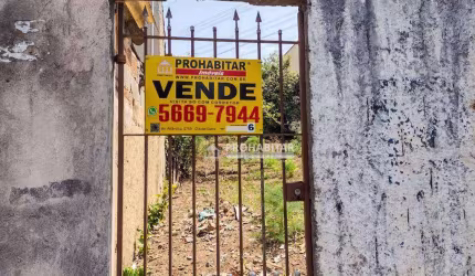 Terreno à venda no Jardim Belcito
