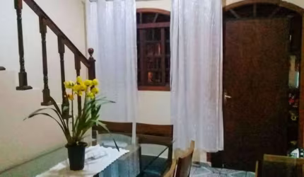 Sobrado à venda no Jardim Eliana
