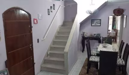 Lindo Sobrado à venda na Cidade Dutra