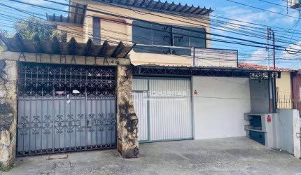 Sobrado com 3 dormitórios à venda, 500 m² por R$ 1.300.000,00 - Interlagos (Zona Sul) - São Paulo/SP
