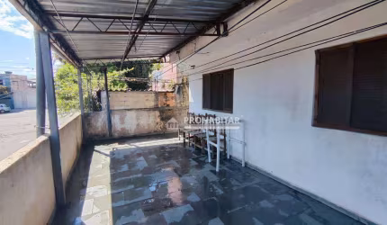 Casa com 4 dormitórios à venda no Parque Grajaú