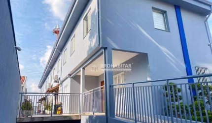 Encante-se com esta charmosa casa de condomínio localizada na prestigiada área de Inocêncio de Camargo, no tranquilo bairro Pedreira