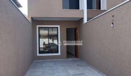 Vendo Ótimo sobrado com 3 dormitórios, sendo 1 suíte, com lavabo, 2 vagas de garagem e churrasqueira, com 100m² de área construída