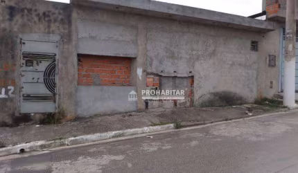 Casa com 2 dormitórios à venda próximo a Estação Varginha da CPTM