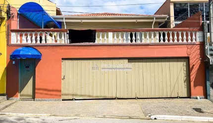Casa com 3 dormitórios à venda no Jardim Guanhembu