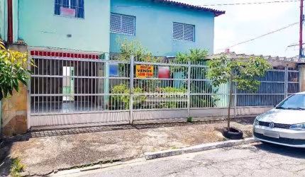 Sobrado com 4 dormitórios à venda em Interlagos